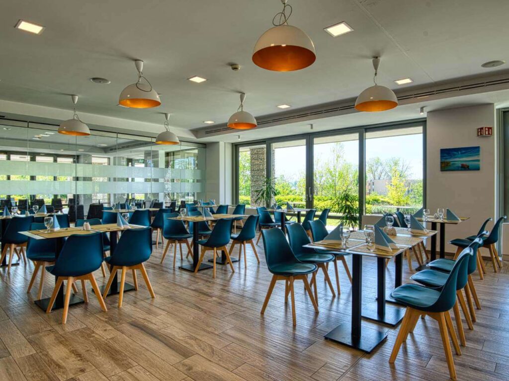 akadémia hotel balatonfüred esküvői helyszín