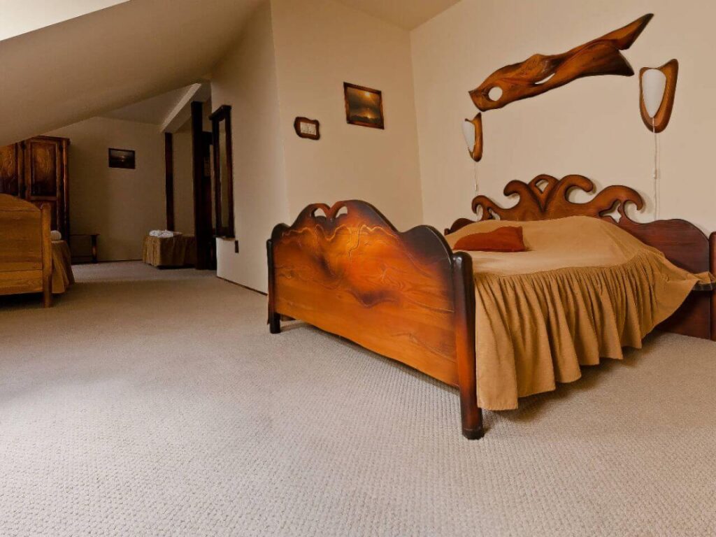 Camelot Club Hotel és Étterem Vác