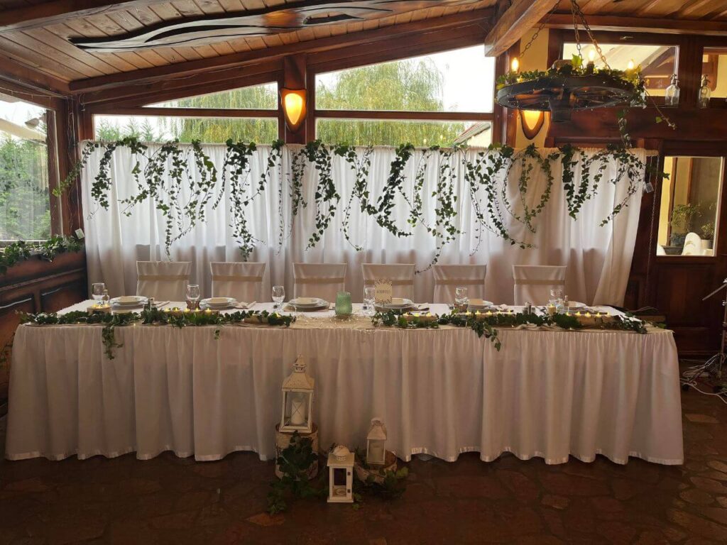 Camelot Club Hotel és Étterem Vác