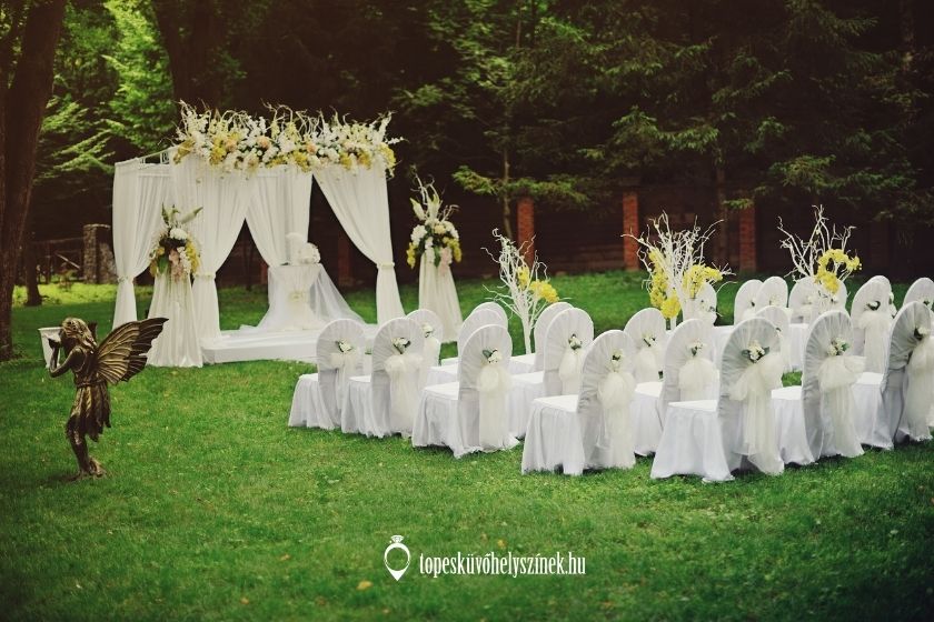 erdei esküvő