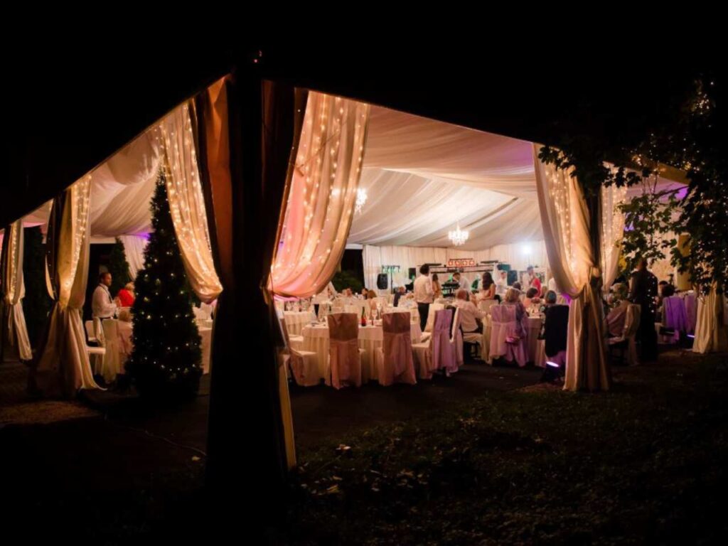 fenyőharaszt kastélyszálló esküvő helyszín