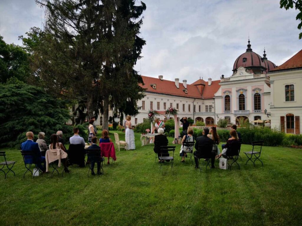 gödöllői kastély esküvő helyszín