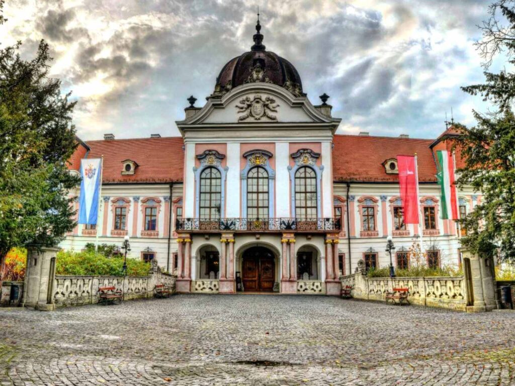 gödöllői kastély esküvő helyszín