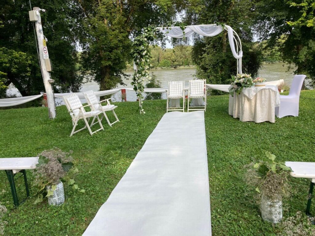 invitárium pap-sziget esküvői helyszín