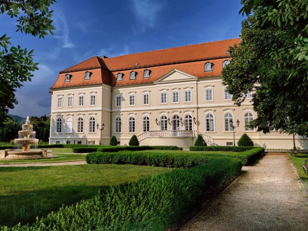 la contessa kastélyhotel esküvői helyszín