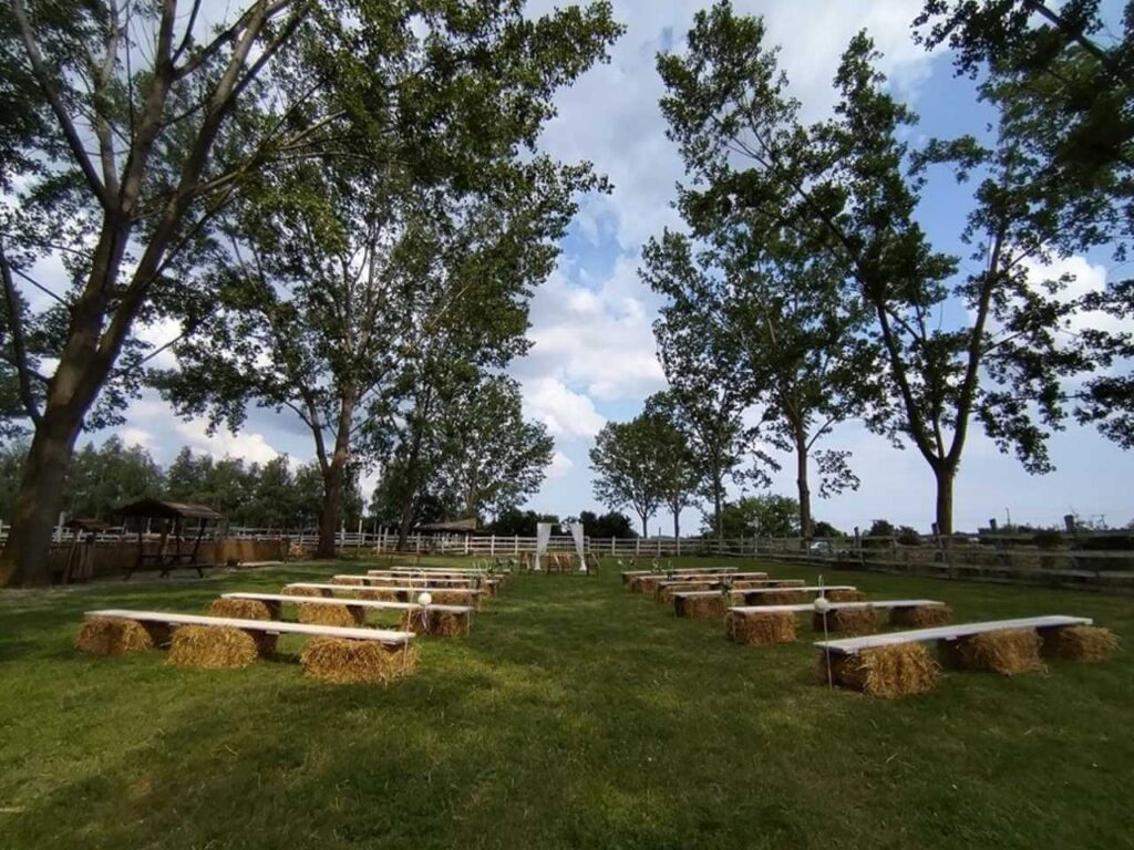 lókötő csárda siklósi esküvőhelyszín