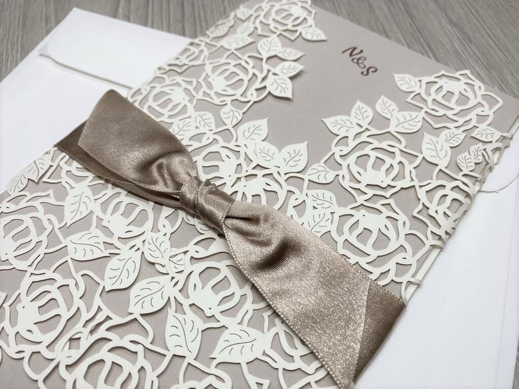 esküvői meghívó online