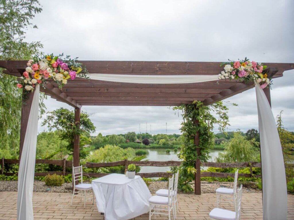 nádas pihenőpark esküvőhelyszín