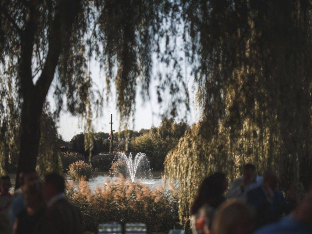 nádas pihenőpark esküvői helyszín