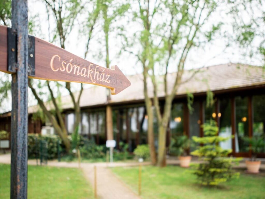 nádas pihenőpark esküvői helyszín