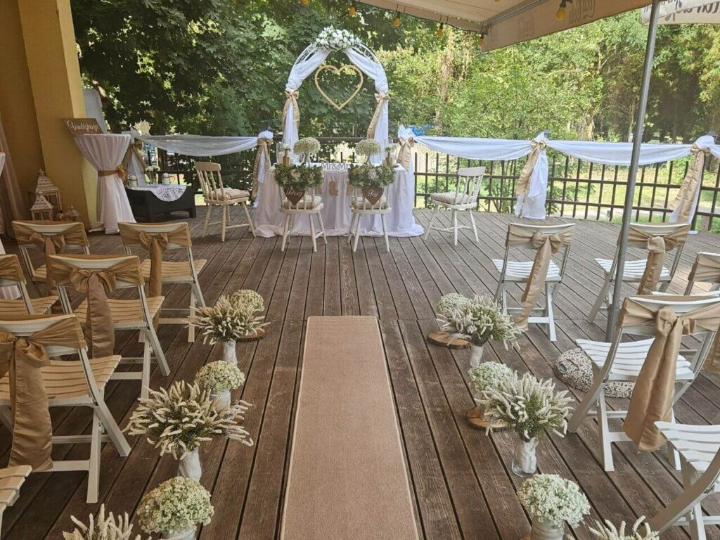 orange garden esküvői helyszín római part