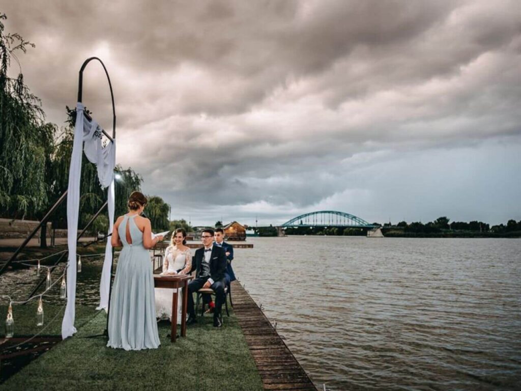 provence wedding ráckevei esküvői helyszín