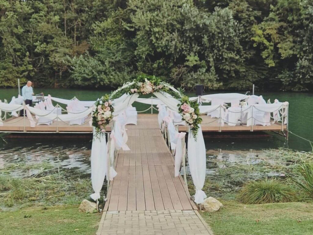 sári csárda dunakiliti