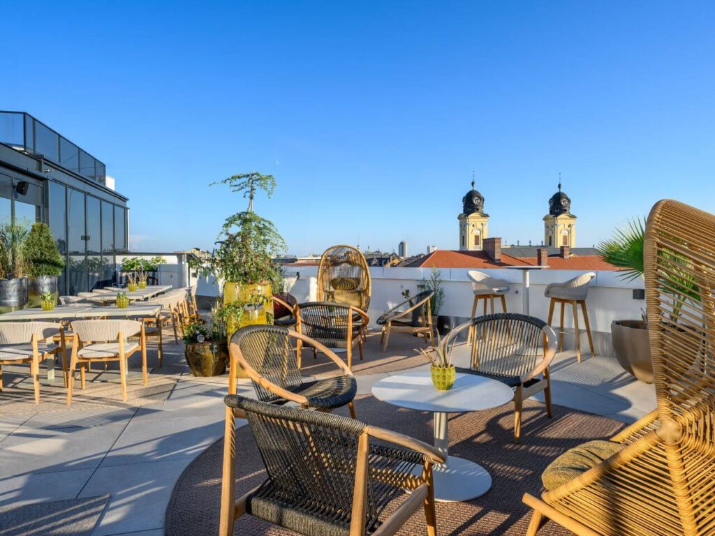 skybar hilton debrecen esküvői helyszín