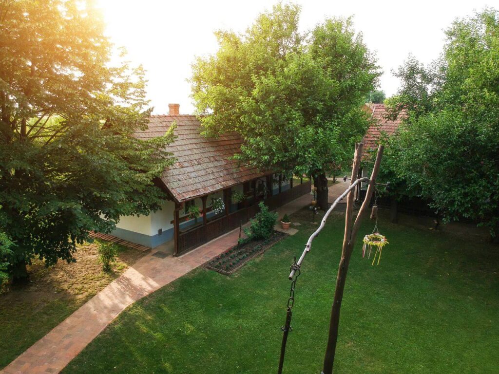 tuba tanya vintage nagyhegyes esküvői helyszín