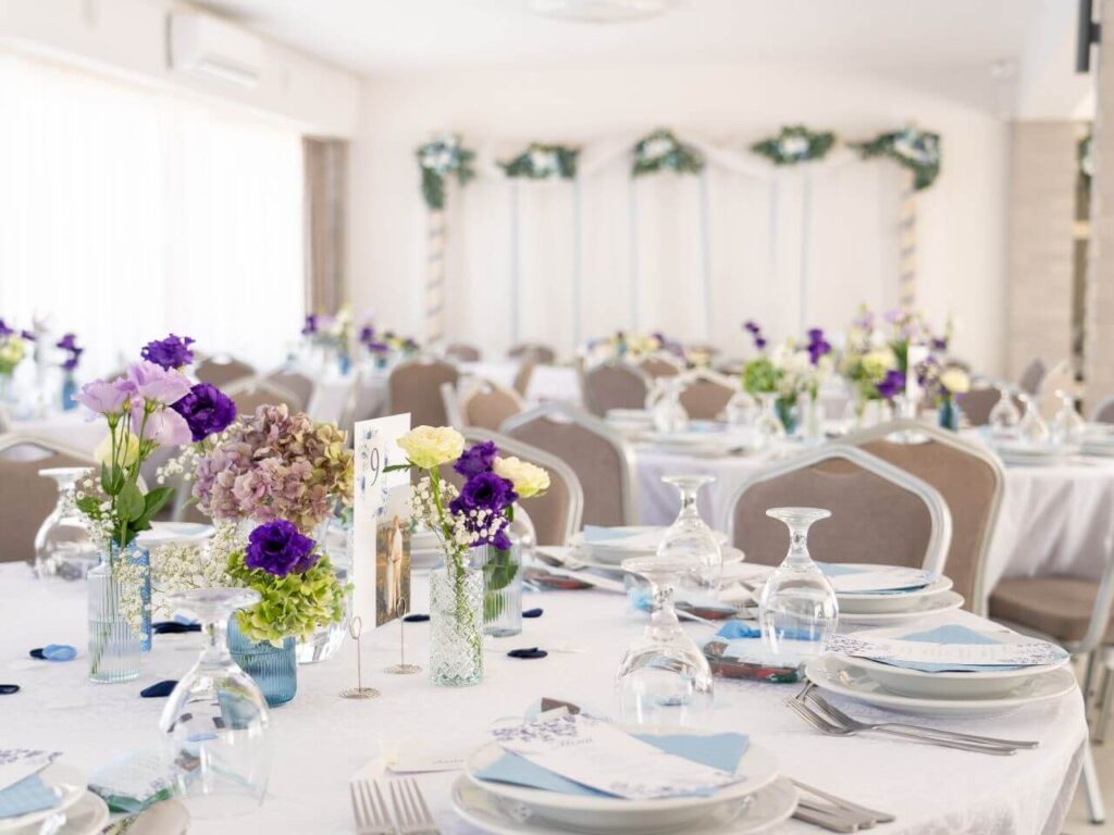 vadvirág rendezvényterem cegléd olcsó esküvői helyszín