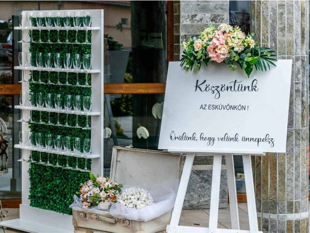 vánkos és eszcájg