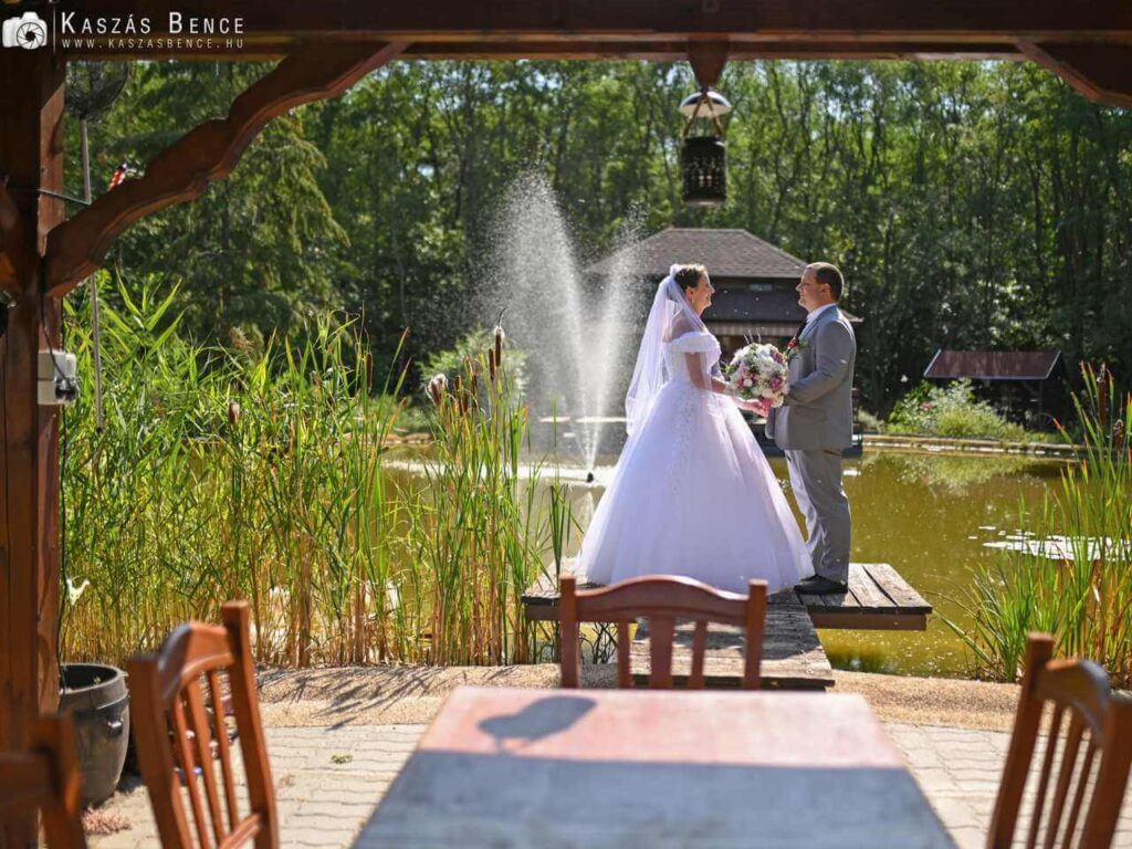 zarah tanya cserkeszőlő esküvői helyszín