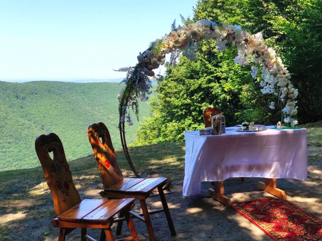 zsindelyes vendéglő dobogókő esküvőhelyszín