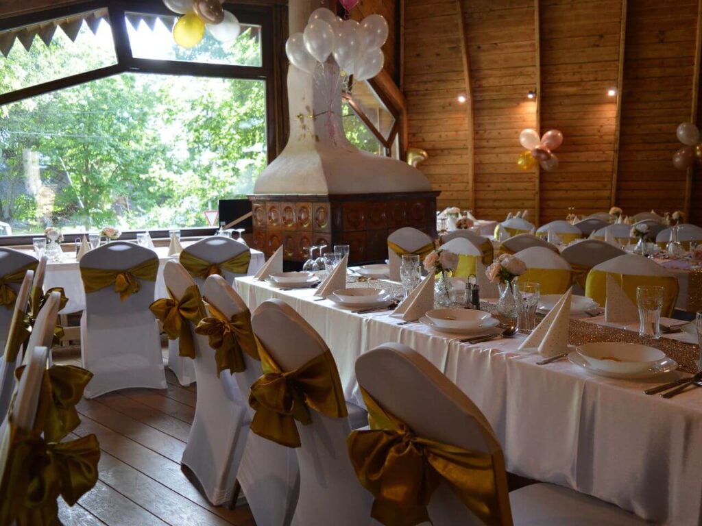 zsindelyes vendéglő dobogókő esküvőhelyszín