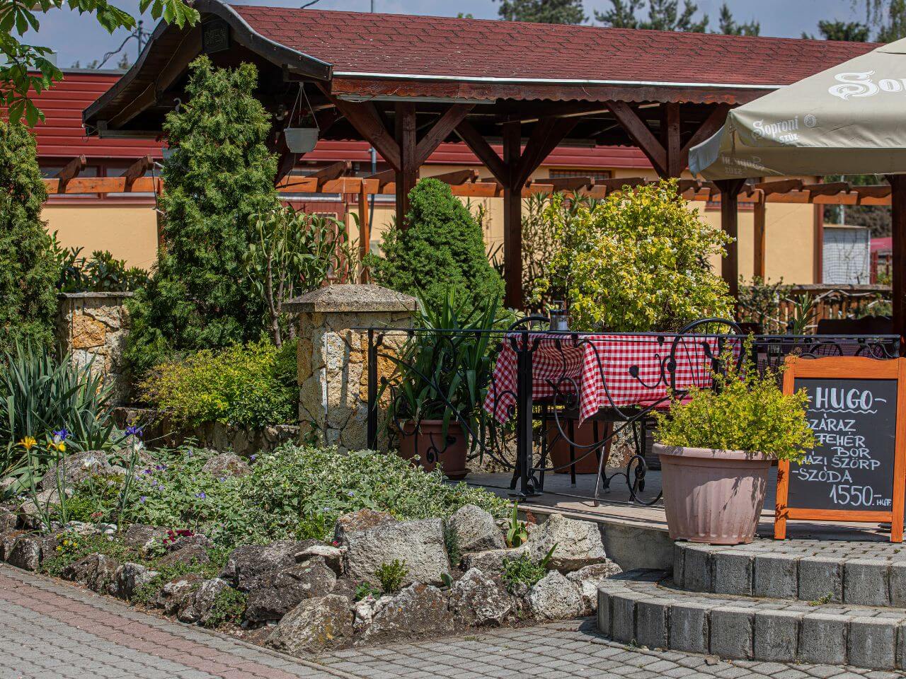 rózsa étterem mezőkövesd esküvői helyszín